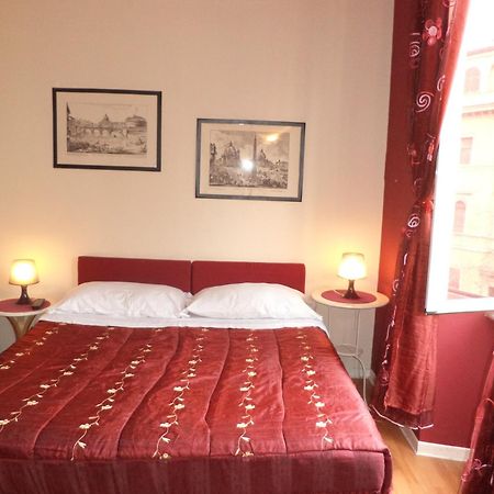 Bed and Breakfast Enjoy Roma Zewnętrze zdjęcie
