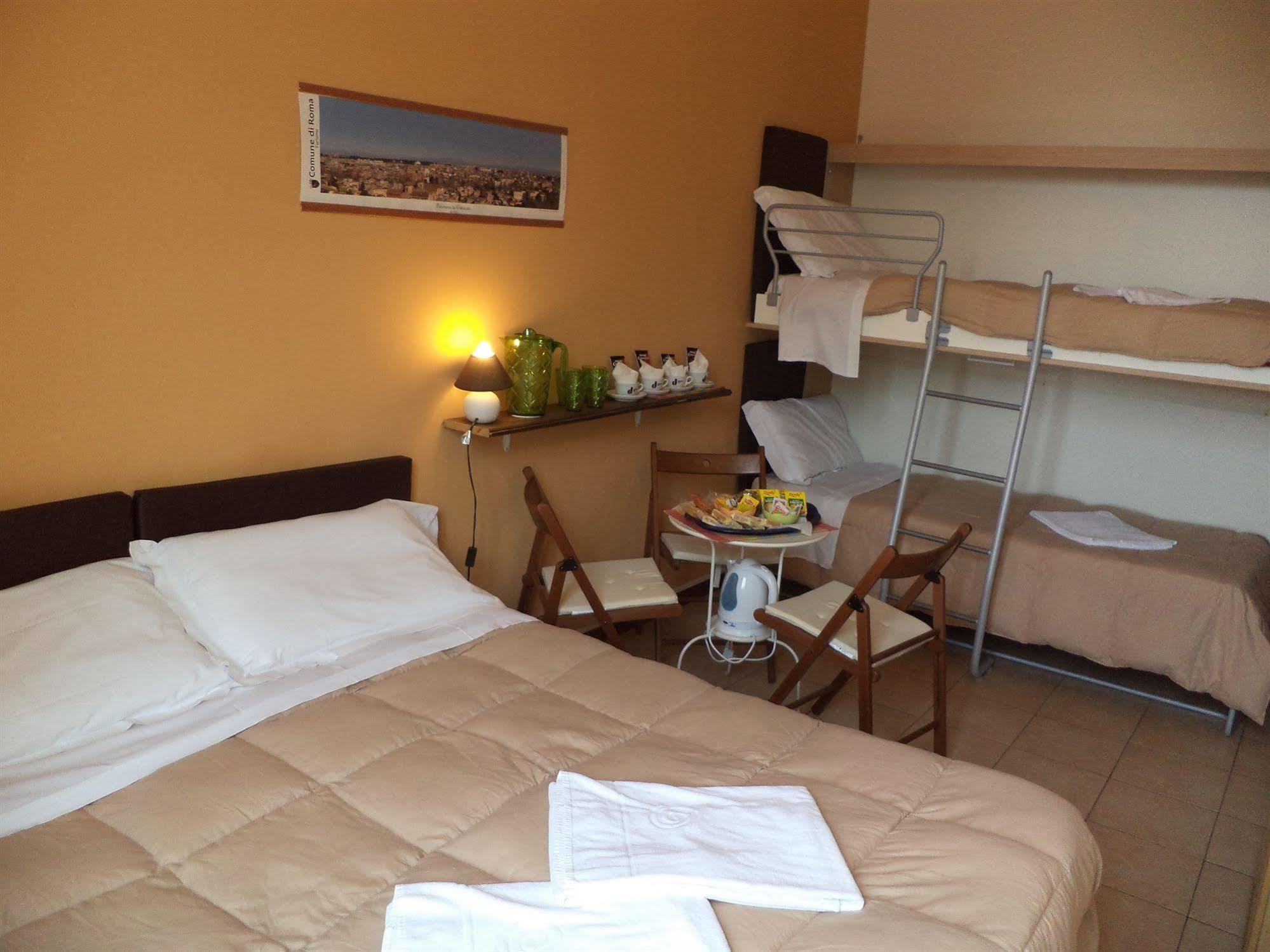 Bed and Breakfast Enjoy Roma Zewnętrze zdjęcie