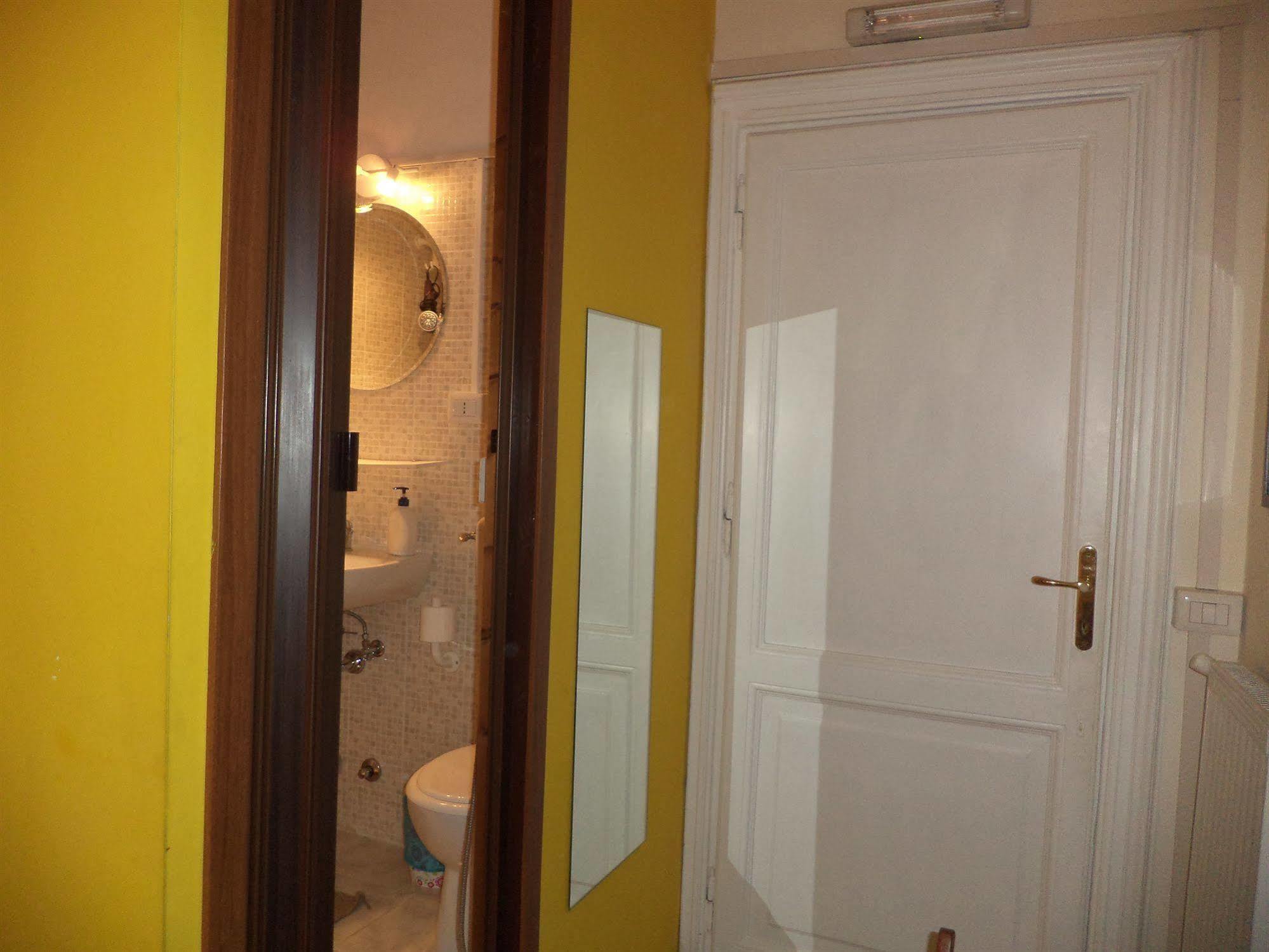 Bed and Breakfast Enjoy Roma Zewnętrze zdjęcie