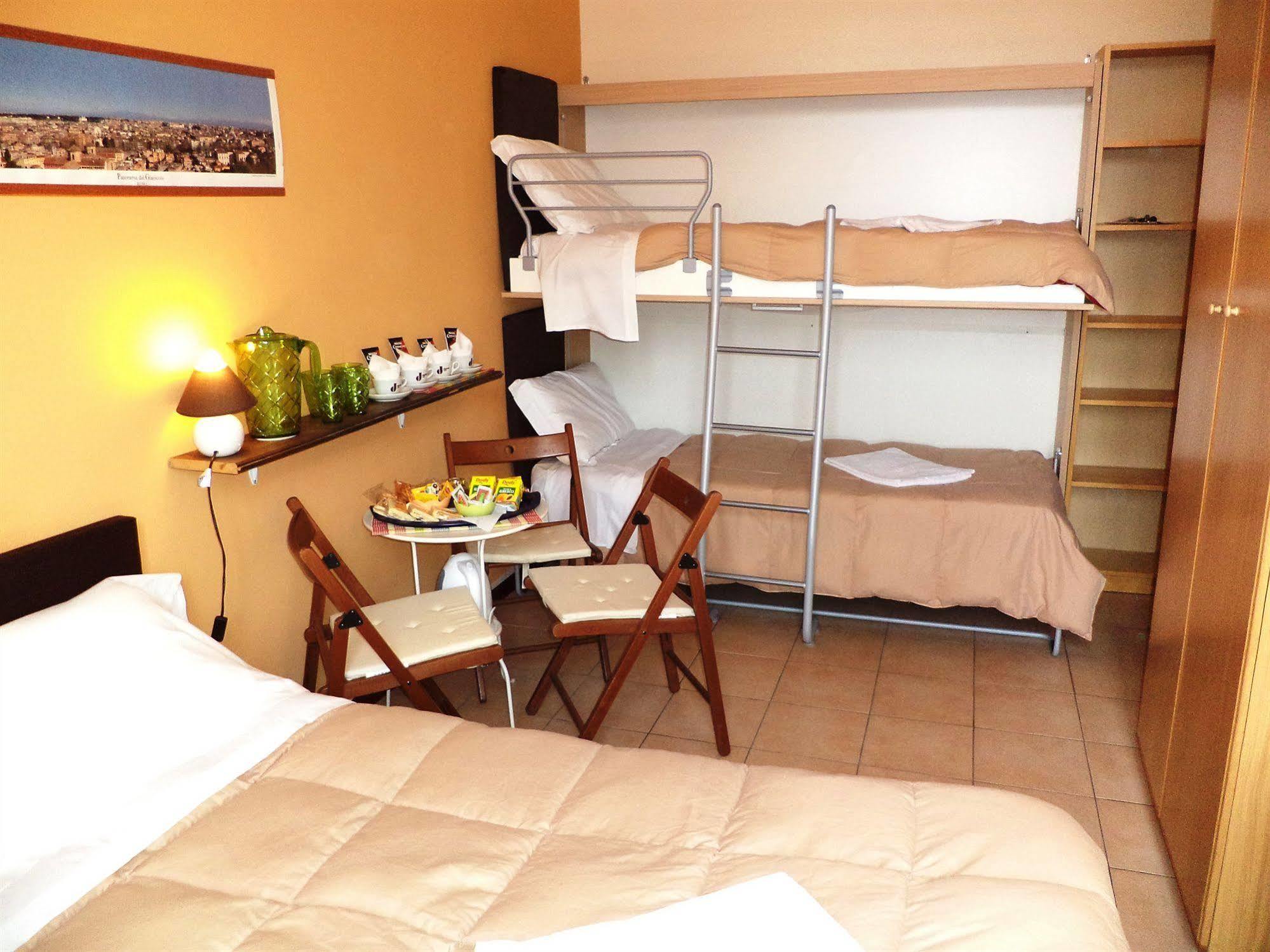 Bed and Breakfast Enjoy Roma Zewnętrze zdjęcie