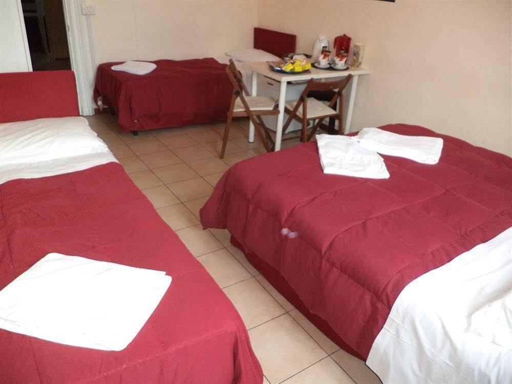Bed and Breakfast Enjoy Roma Zewnętrze zdjęcie